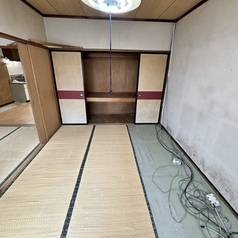 室蘭市本町2丁目4-11戸建の和室