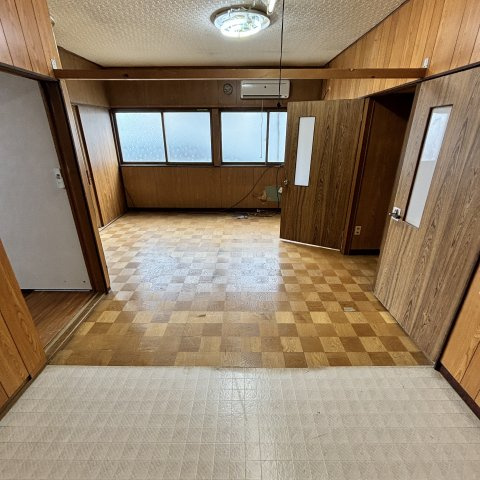 室蘭市本町2丁目4-11戸建の内装