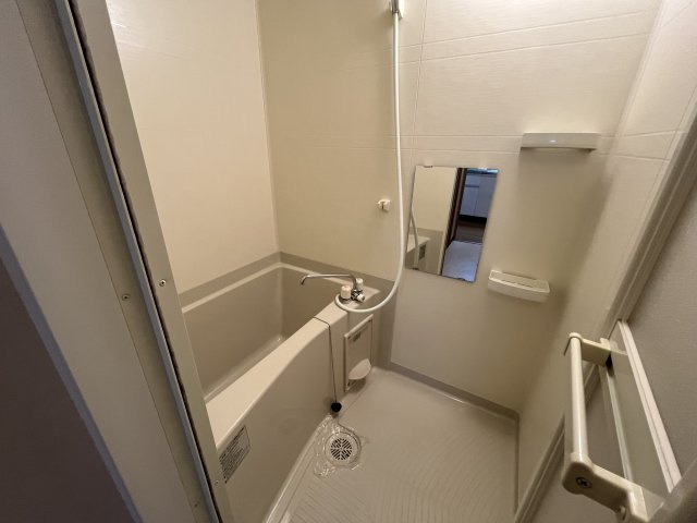 大学生協指定学生会館 ホワイトモンブランの浴室