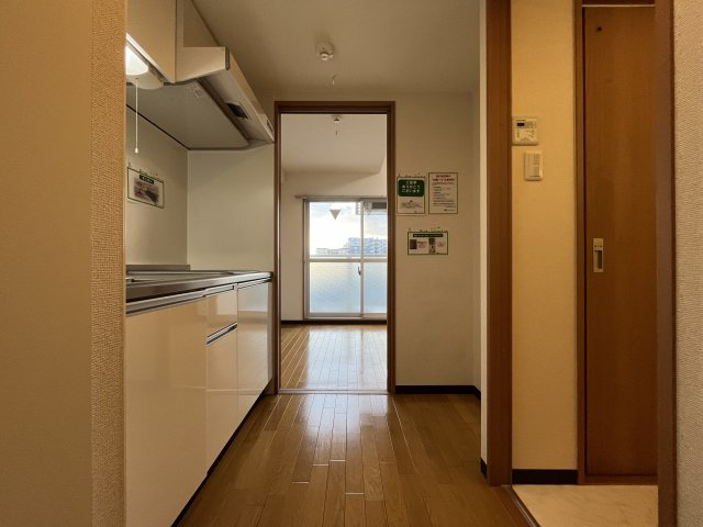 大学生協指定学生会館 ホワイトモンブランの玄関