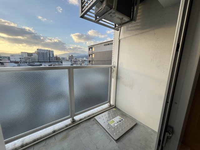 大学生協指定学生会館 ホワイトモンブランのバルコニー