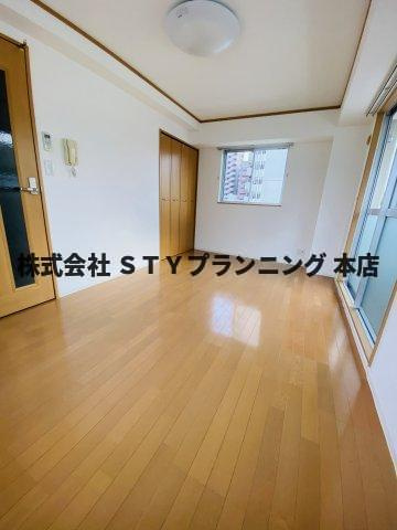 仲介手数料0円！第74プロスパービルの居間・リビング