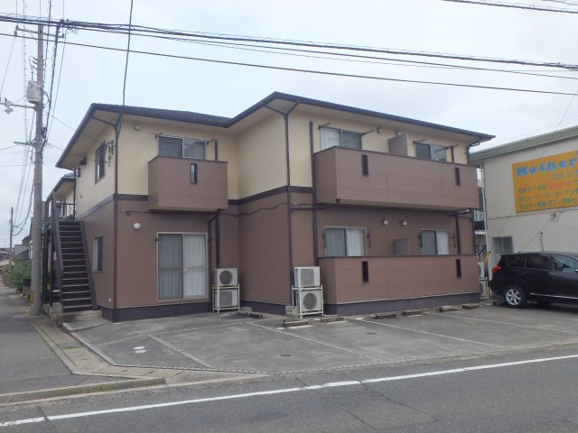 クレモンポイントBの外観