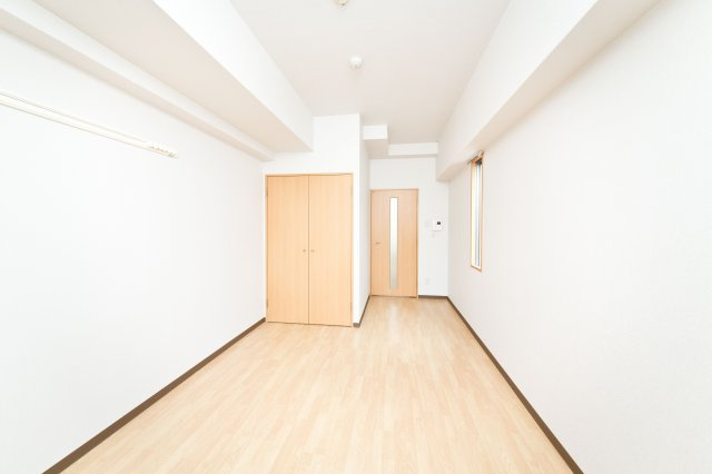 Eau de vie烏丸通の居間・リビング