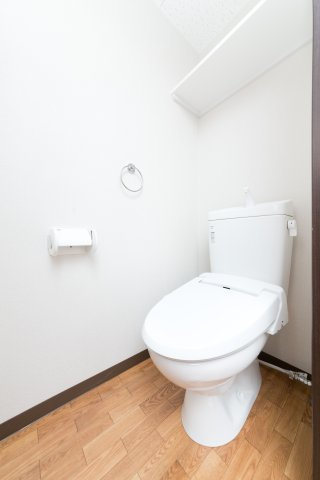 フェイバル二条のトイレ