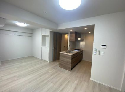 クレストコート上野