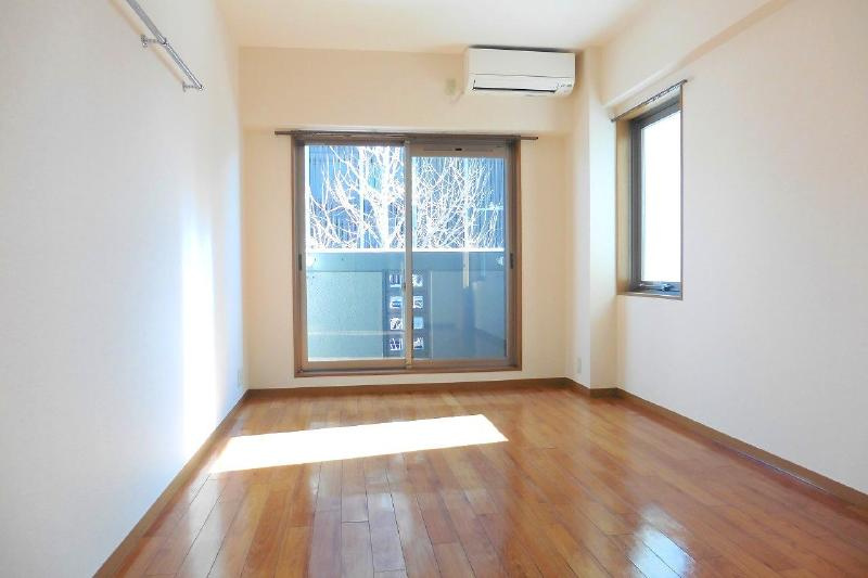 パラッツォ紫野院の居間・リビング