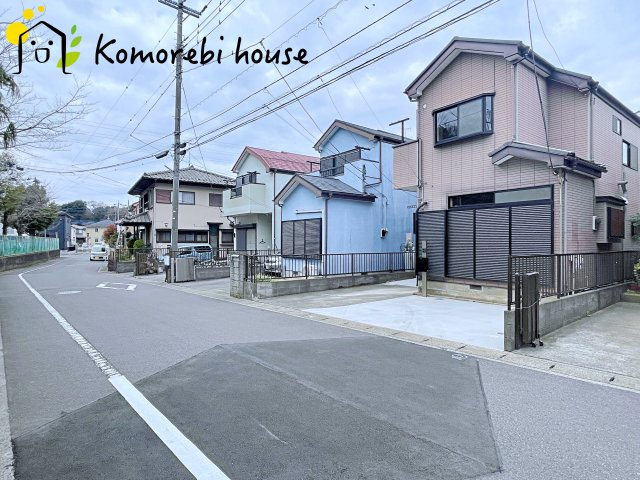 上尾市井戸木4丁目　中古一戸建ての前面道路含む現地写真|現地（2024年3月撮影）