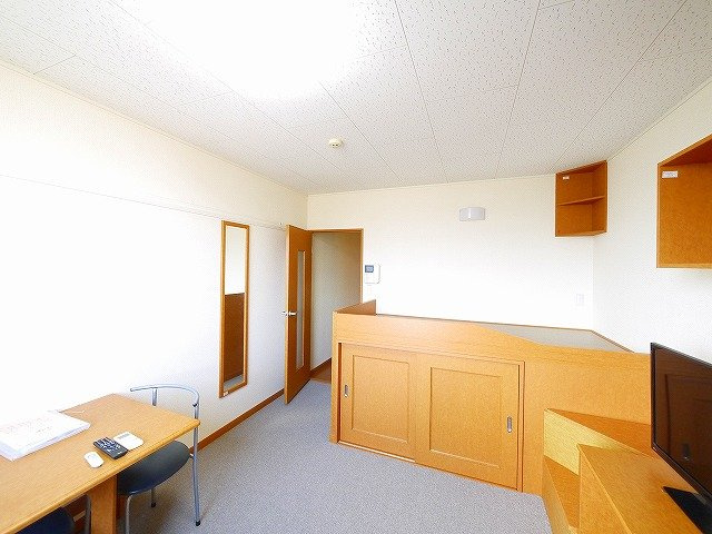 レオパレスめいの洋室