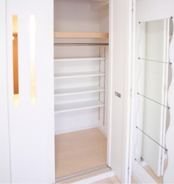 LA・CREA出町柳駅前の収納