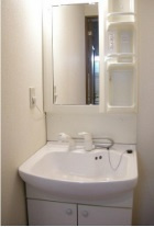 LA・CREA出町柳駅前の洗面所