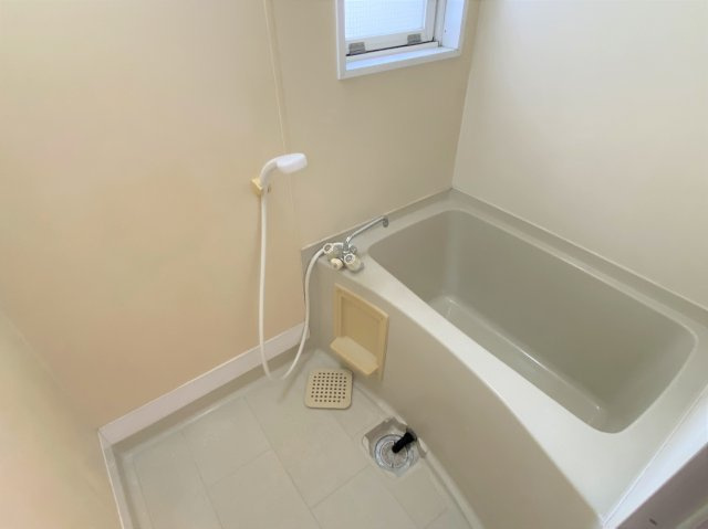 加木屋ビル１０２の浴室