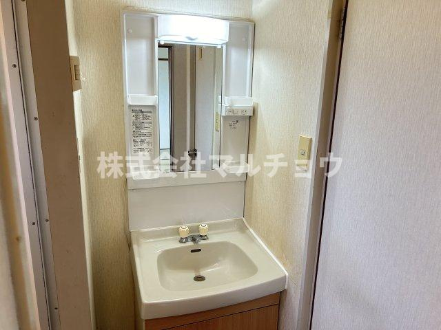 マンションセイユーの洗面所|広い洗面スペース