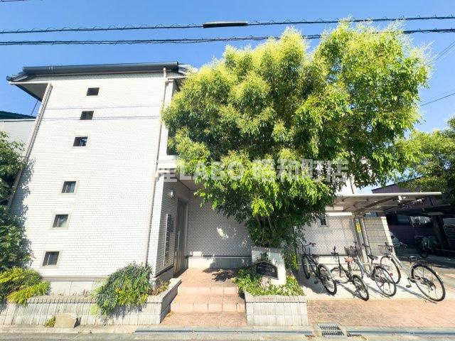 タウンコート藤の外観