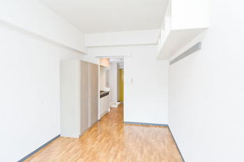 風の館の居間・リビング