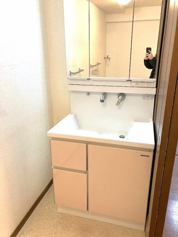 ノーブルコート中庄の独立洗面台