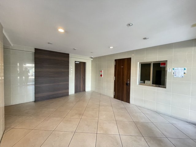 パテラ入間のエントランス