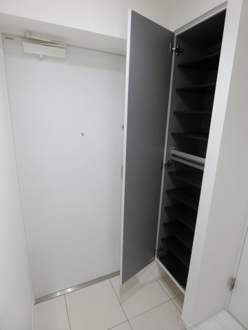 ベルシード武蔵小杉ノースの収納|他のお部屋の参考写真となります。