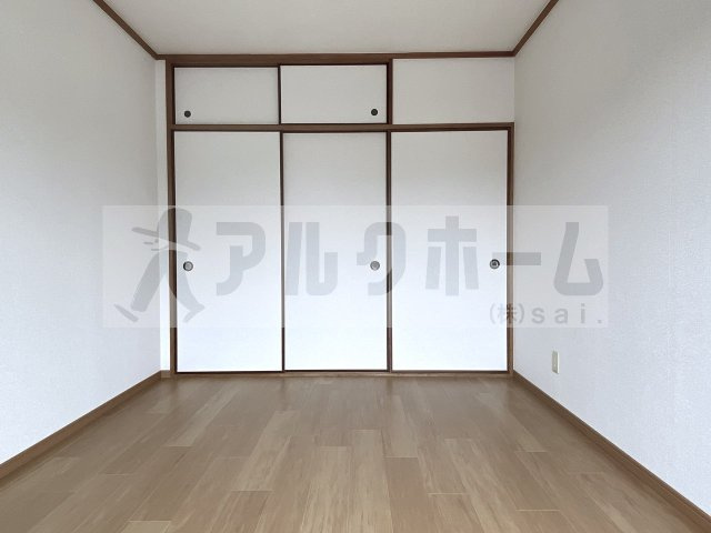 田中ハイツの洋室