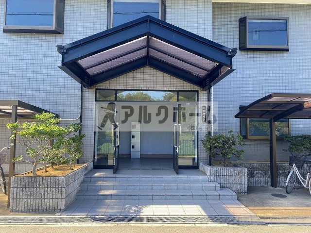 田中ハイツのエントランス