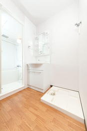 KCCフラット河原町の居間・リビング