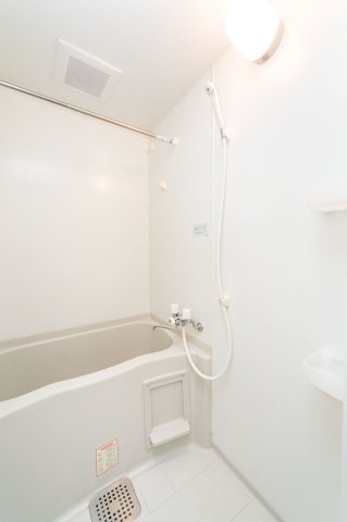 シャントール二条の浴室