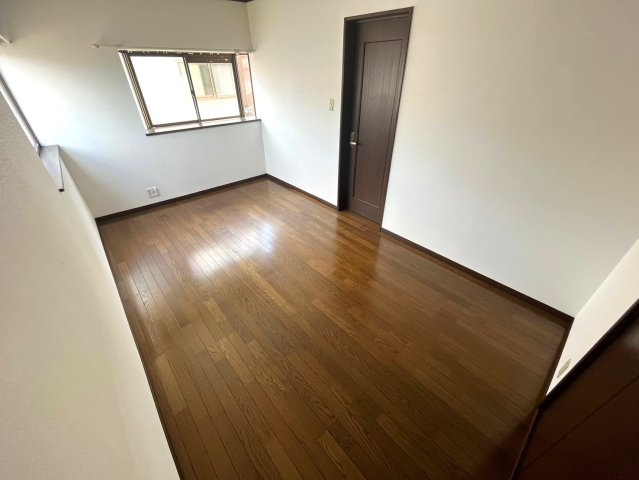 【洋室】 | 今町2丁目貸家