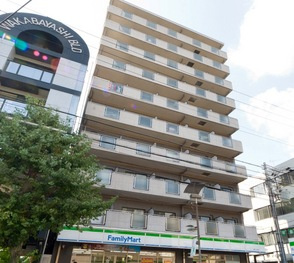 CASA VERDE寺町二条の外観