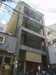 センターヴィレッジ御池の外観