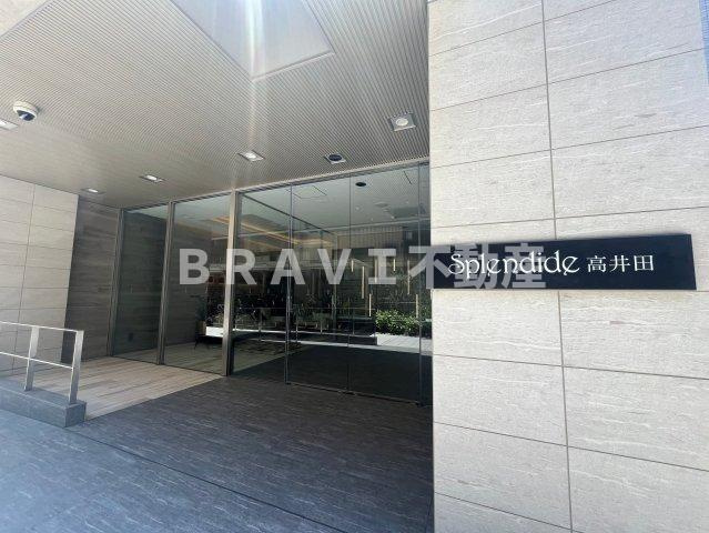 グランカーサ高井田 BRAVI不動産のエントランス|清潔なエントランスです