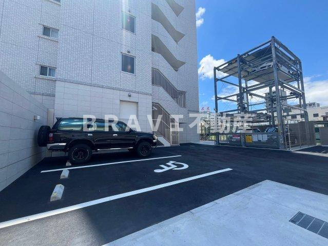 グランカーサ高井田 BRAVI不動産の駐車場|駐車場です