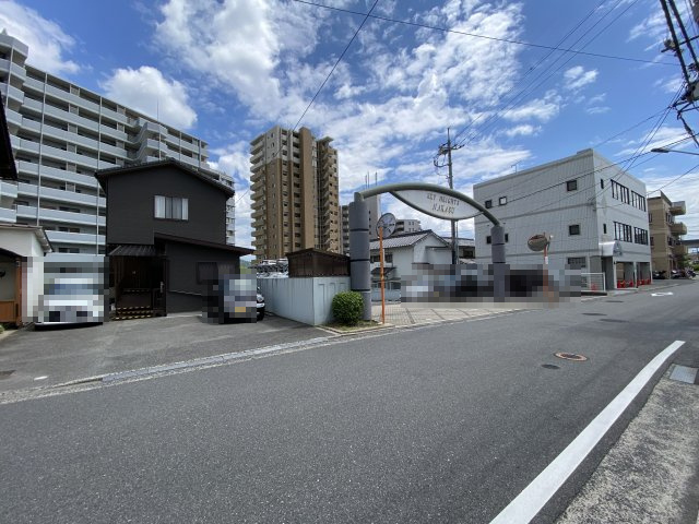 スカイハイツ中須の周辺