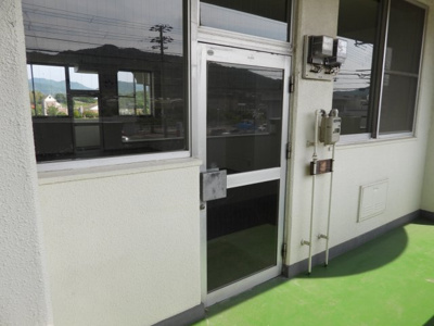 【玄関】 | キャッスル緑