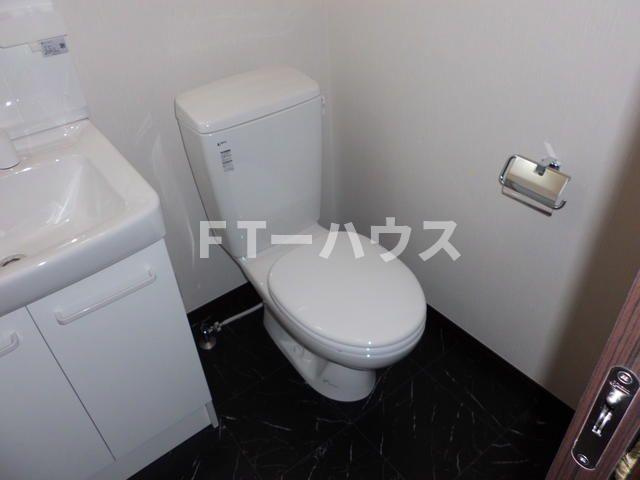 グラジーエ大久保のトイレ