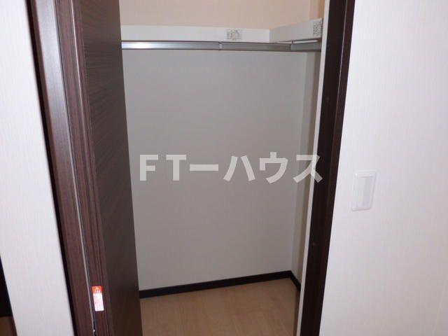 グラジーエ大久保の収納
