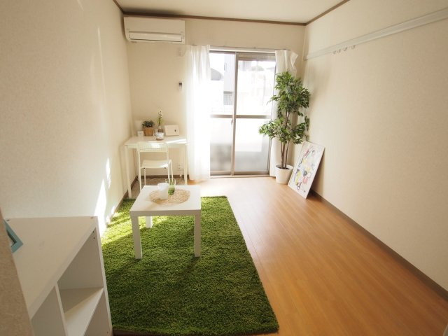 【内装】 | メゾンスズエン | 同物件別部屋の参考写真