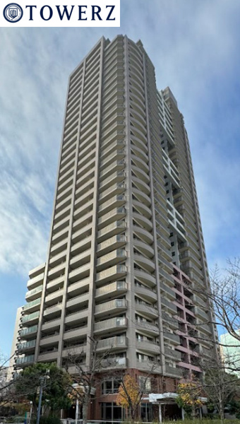 【外観】 | 【外観】基壇部はレンガ調タイル張り、上層部は落ち着いたアースカラー。街と調和し圧迫感の少ない配色！