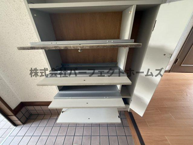 清水町戸建　賃貸の収納|ちょっとした収納スペースも充実しています