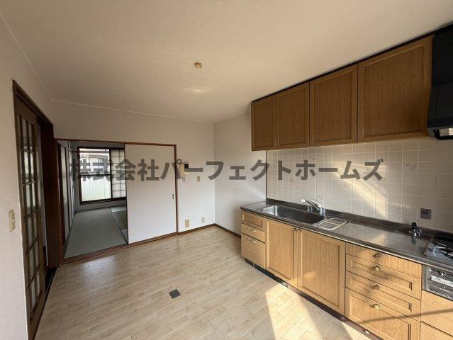 清水町戸建　賃貸のキッチン|ダイニングキッチンです