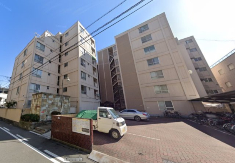 長居コーポラス　4階の外観