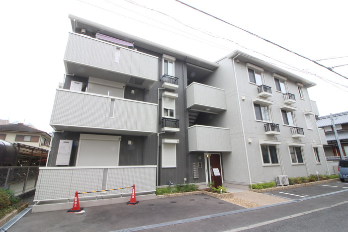 セジュール長岡天神の駐車場