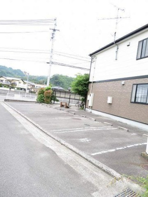 【駐車場】 | リバーヒルズイケダ