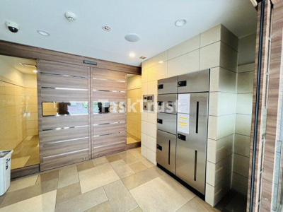 【エントランス】 | IBERIS COURT