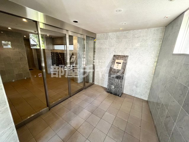 エスポアール泉のエントランス