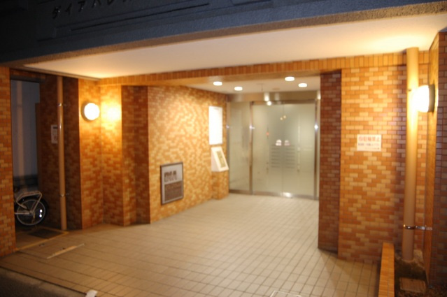 ダイアパレス比治山公園のロビー|清潔なロビーです