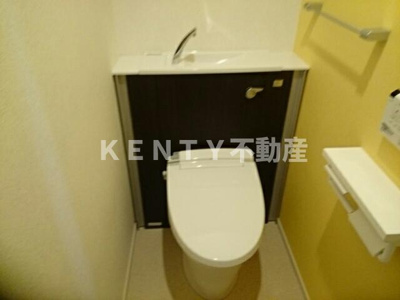 【トイレ】 | エスポワール・東雪谷 | 落ち着いた色調のトイレです