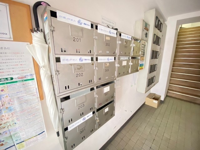 都ビルのその他共用部分|ゆったり過ごせる居間です