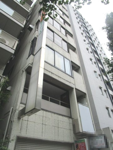 台東区柳橋２丁目のビルの外観