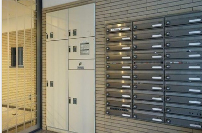 【その他共用部分】 | リリエンベルグ弐番館 | 24時間荷物が受け取ることができる宅配ボックス付☆
