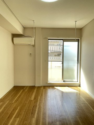 ビヤン・フレックスの居間・リビング